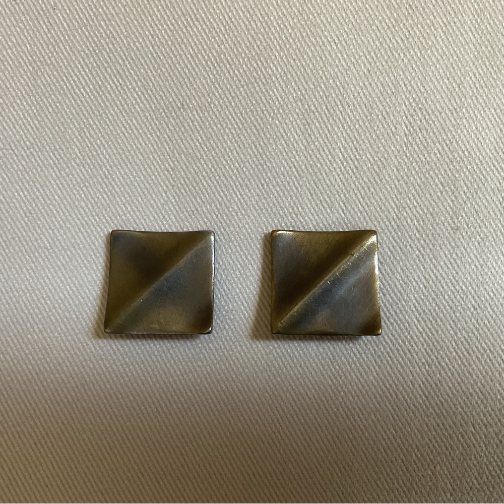 Bronze Toned Metal 1” Square Clip-On Earrings Vintage Rare